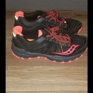 Saucony's Caliber TR Trail Shoe